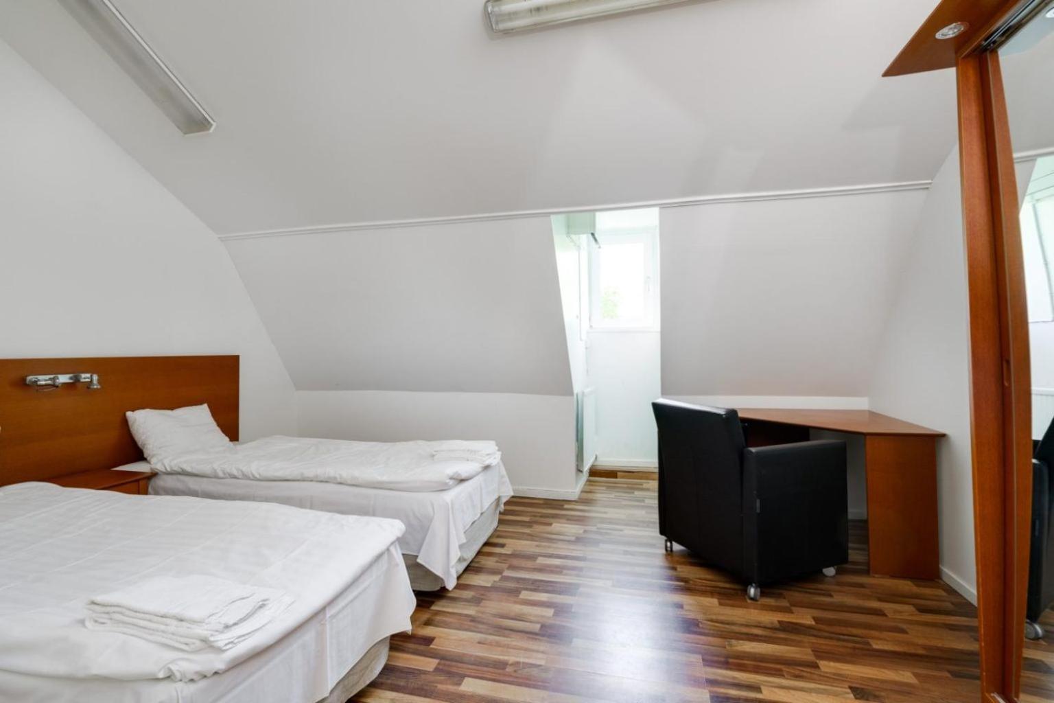 Hotell Hof Orebro Ngoại thất bức ảnh
